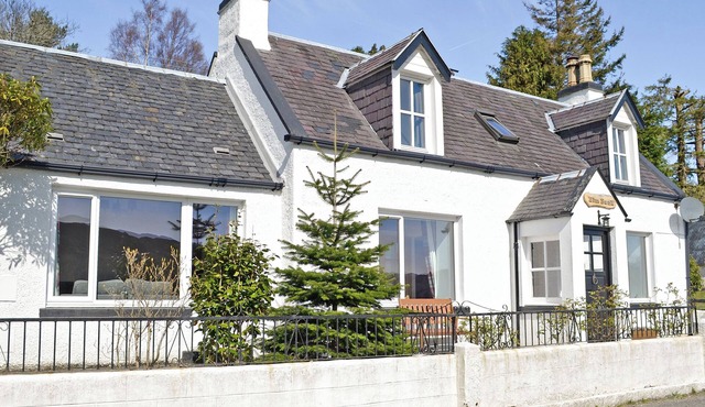 3 bedroom accommodation in Lochcarron, near Wester Ross