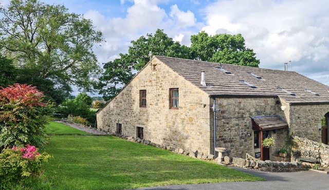 3 bedroom accommodation in Salterforth, near Barnoldswick