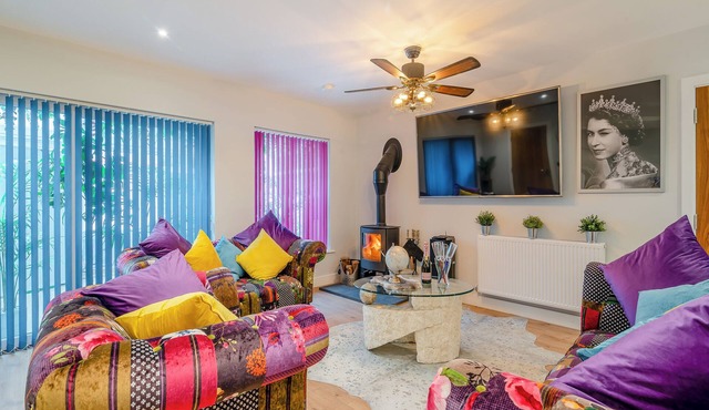 3 bedroom accommodation in Glastonbury