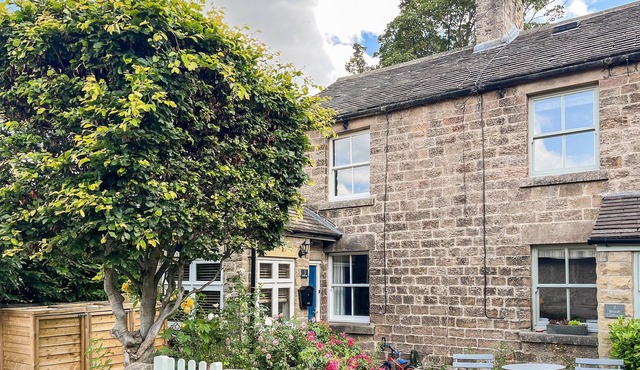 3 bedroom accommodation in Hathersage, near Hope Valley