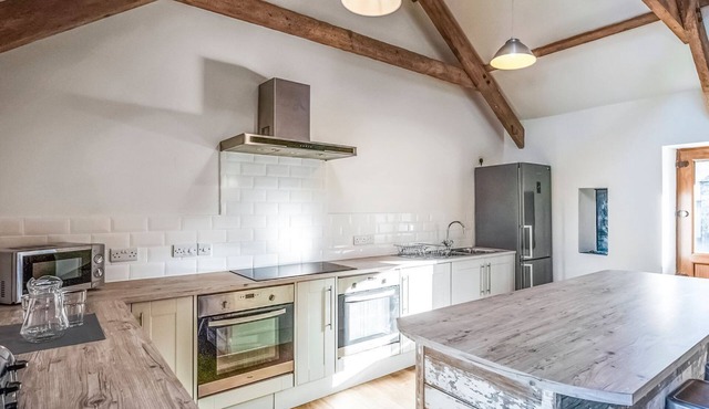 3 bedroom accommodation in Llanrhystud