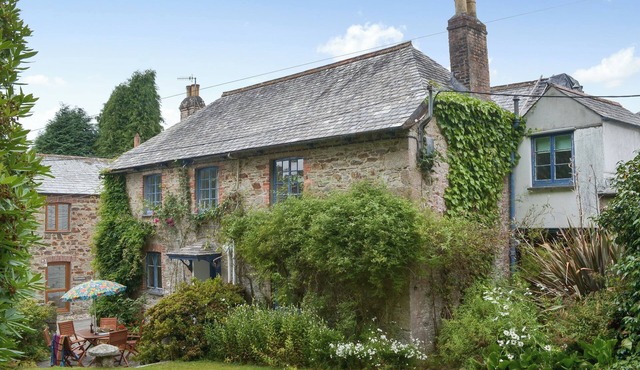 3 bedroom accommodation in Lostwithiel