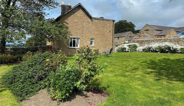 3 bedroom accommodation in near Alnwick