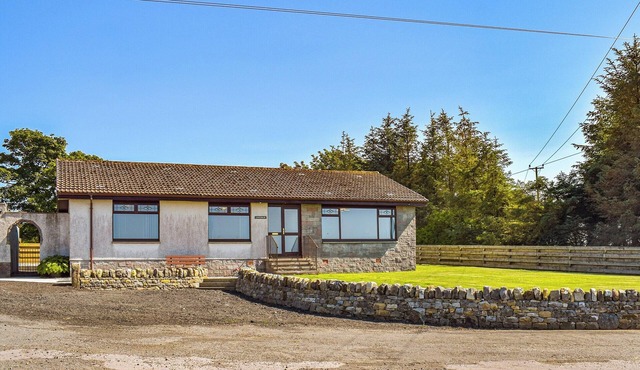 3 bedroom accommodation in New Cumnock