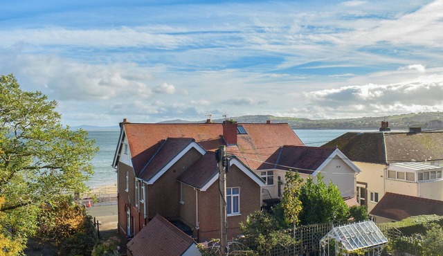 3 bedroom accommodation in Rhos on Sea