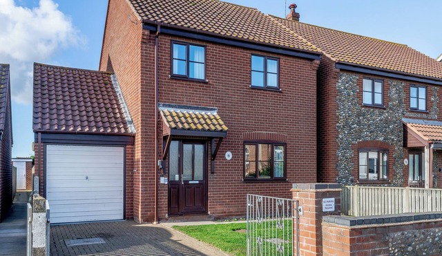 3 bedroom accommodation in Sea Palling