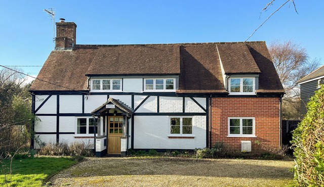 3 bedroom accommodation in Cadnam, near Southampton