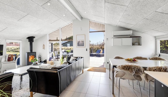 3 bedroom accommodation in Ringkøbing