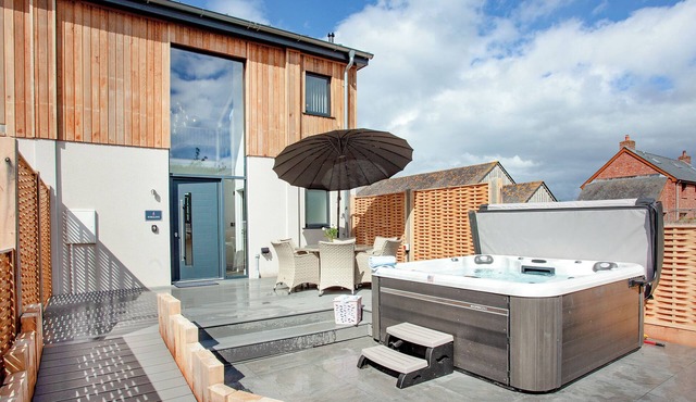 3 bedroom accommodation in Over Stowey, near Bridgwater