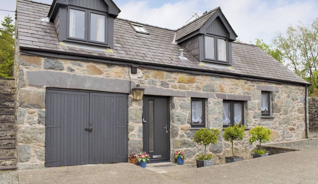 3 bedroom accommodation in Bethel, near Snowdon