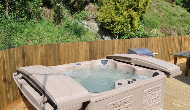 3 bedroom accommodation in Horderley, near Craven Arms