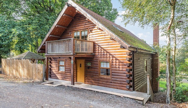 3 bedroom accommodation in Edwinstowe