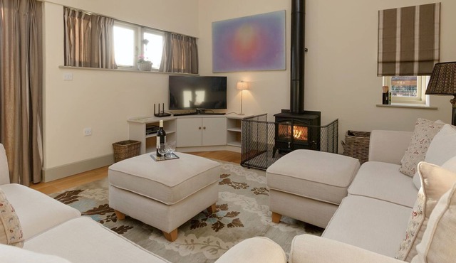 3 bedroom accommodation in Langham, near Gillingham