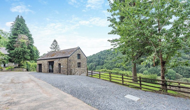 3 bedroom accommodation in Myddfai, Llandovery