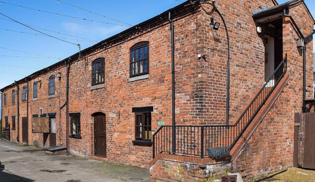 3 bedroom accommodation in Middlewich