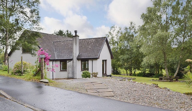 3 bedroom accommodation in Brig O’Turk, near Callender