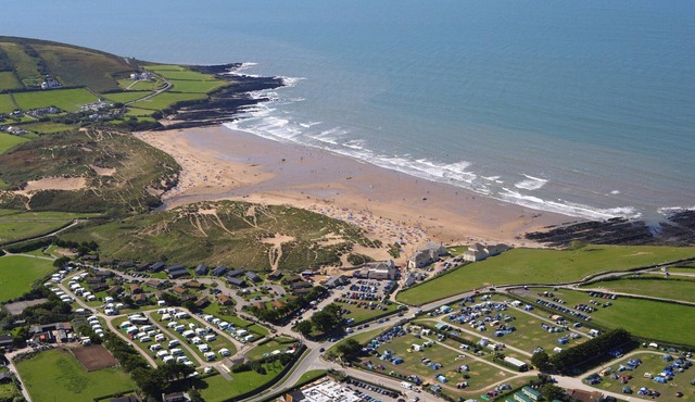 3 bedroom accommodation in Swimbridge