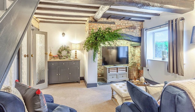 3 bedroom accommodation in West Ashton, near Trowbridge