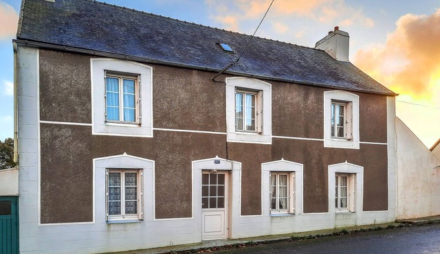 3 bedroom accommodation in Plouigneau