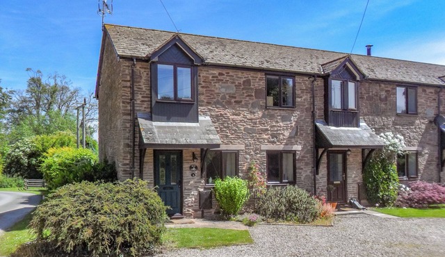 3 bedroom accommodation in Addeydore