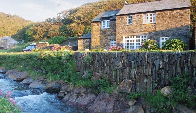 3 bedroom accommodation in Boscastle