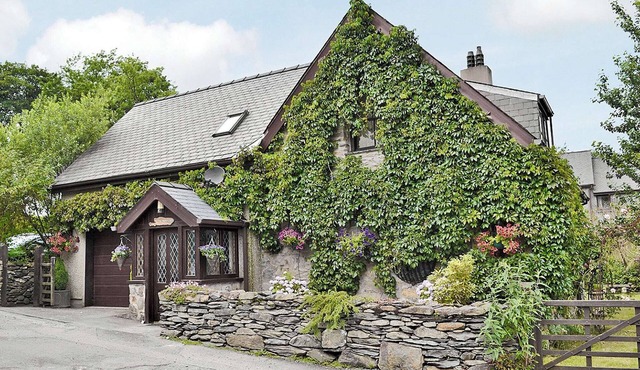 3 bedroom accommodation in Beddgelert, near Caernarfon