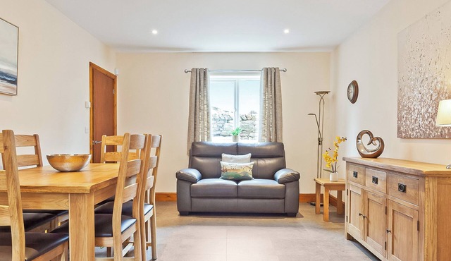 3 bedroom accommodation in Arnside, near Carnforth