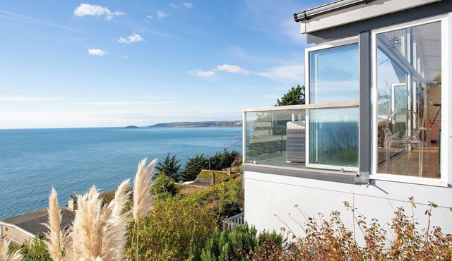 3 bedroom accommodation in Downderry