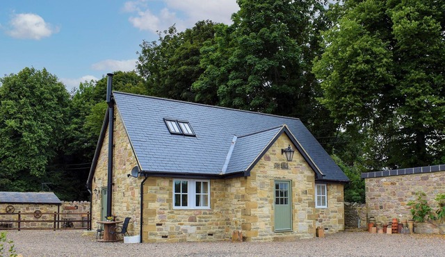 3 bedroom accommodation in Ellingham