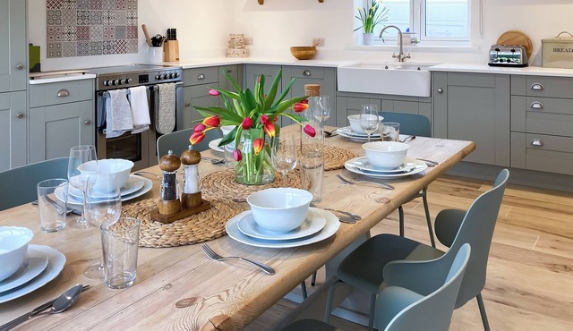 3 bedroom accommodation in Shepton Beauchamp, near Ilminster