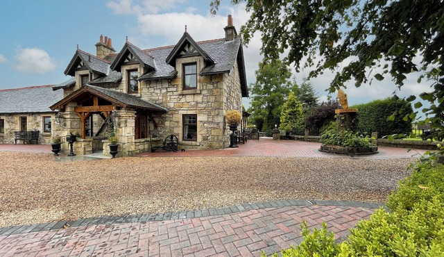 3 bedroom accommodation in Kilbirnie