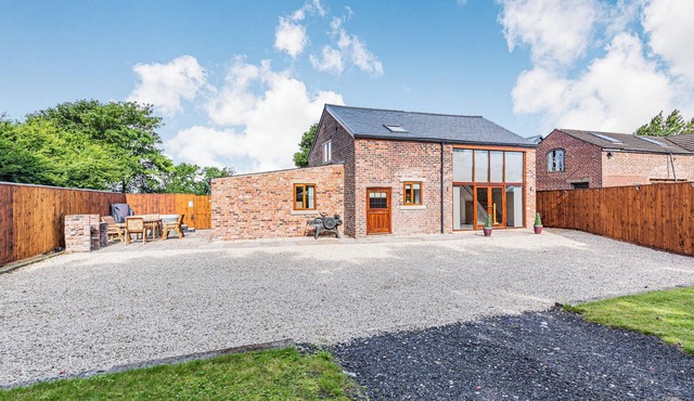 3 bedroom accommodation in Lathom, Ormskirk near Southport