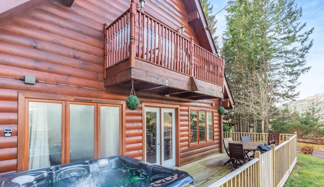 3 bedroom accommodation in Foyers, near Inverness