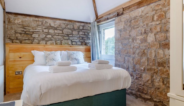 3 bedroom accommodation in Monkswood, near Usk