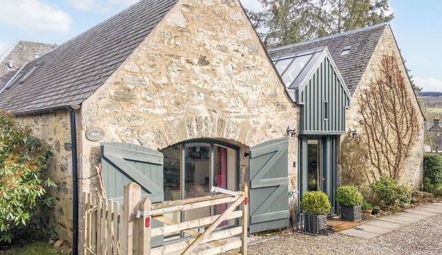 3 bedroom accommodation in Strathtay, near Aberfeldy