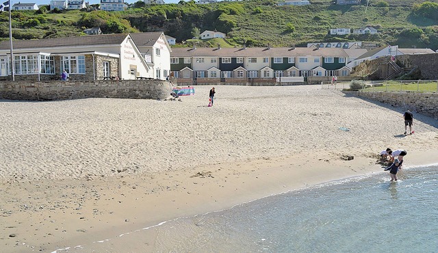 3 bedroom accommodation in Portreath