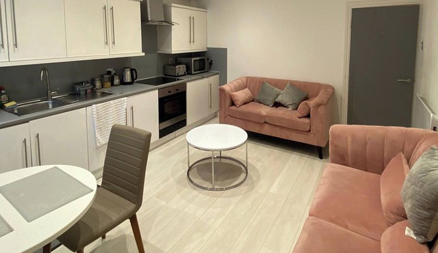 3 bedroom accommodation in Sheffield