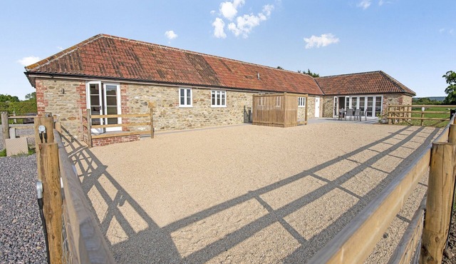 3 bedroom accommodation in Chetnole, near Sherborne