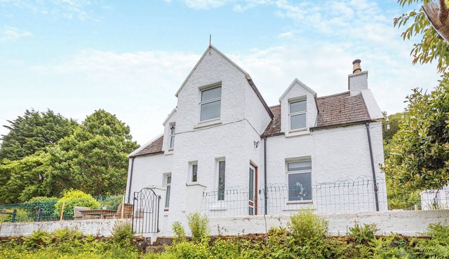 3 bedroom accommodation in Upper Colbost, near Glendale