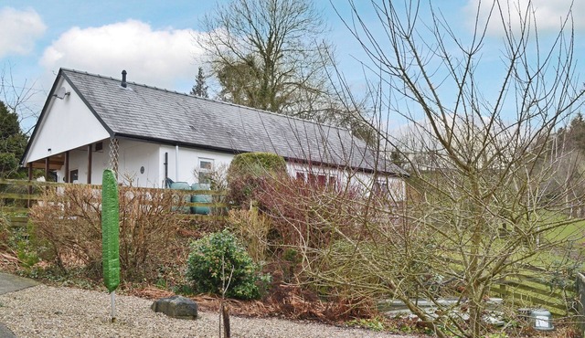 3 bedroom accommodation in Llanfair Caereinion, near Welshpool