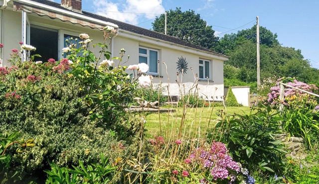 3 bedroom accommodation in Blakeney Hill, near Lydney, Forest of Dean