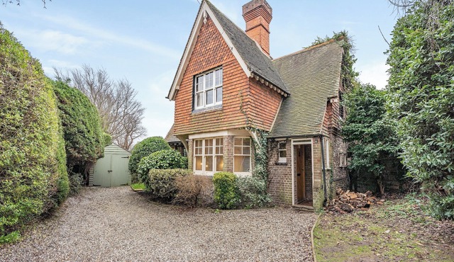 3 bedroom accommodation in Brighton