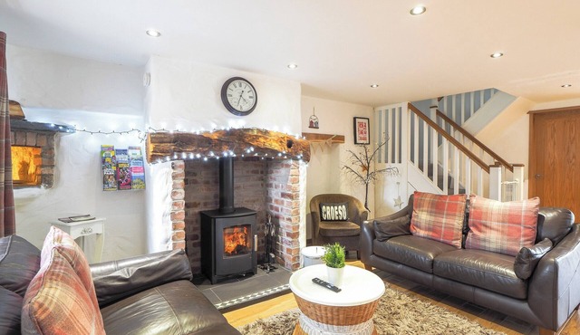 3 bedroom accommodation in Rhoshill, near Cardigan