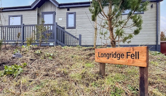 3 bedroom accommodation in Chipping