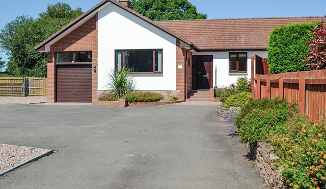 3 bedroom accommodation in Dumfries