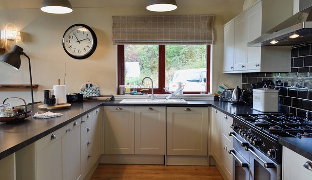 3 bedroom accommodation in Invergowrie, near Dundee