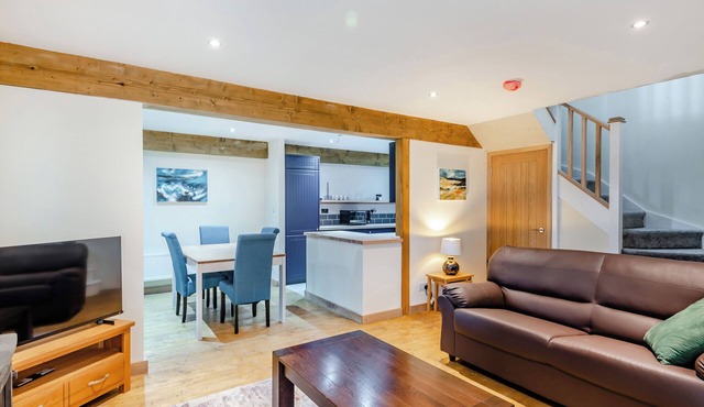 3 bedroom accommodation in Langrick