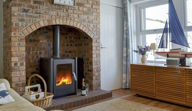 3 bedroom accommodation in Allonby, near Maryport