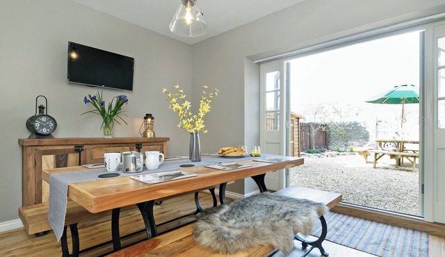 3 bedroom accommodation in Richmond