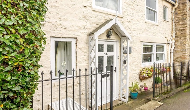 3 bedroom accommodation in Richmond